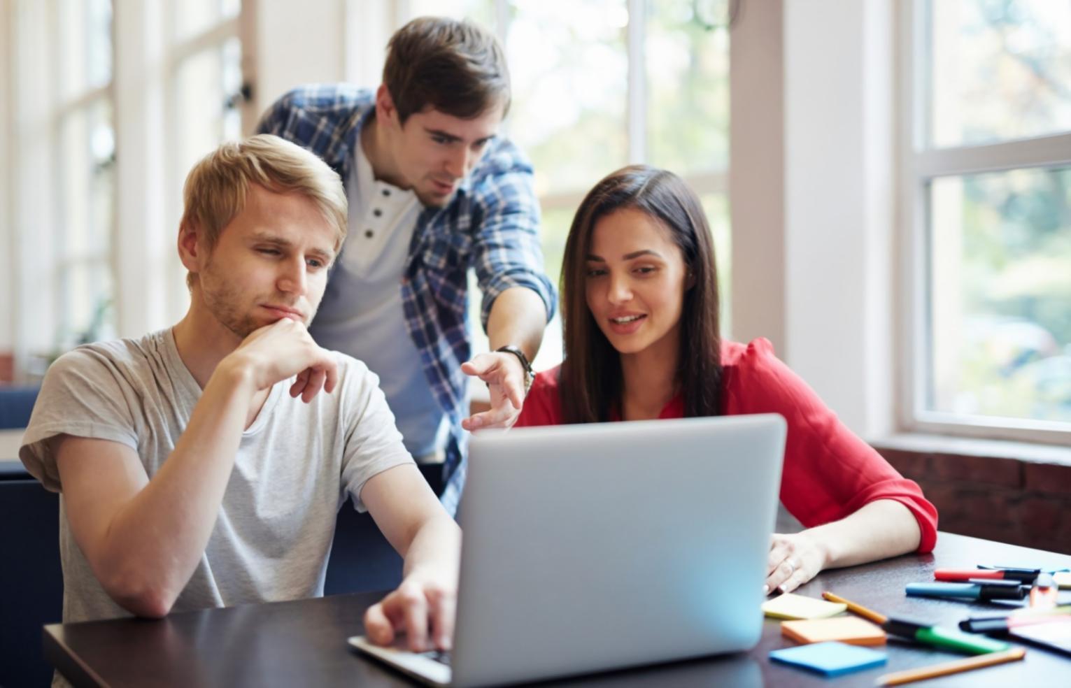 Stratégies d'investissement technologique pour entreprises
